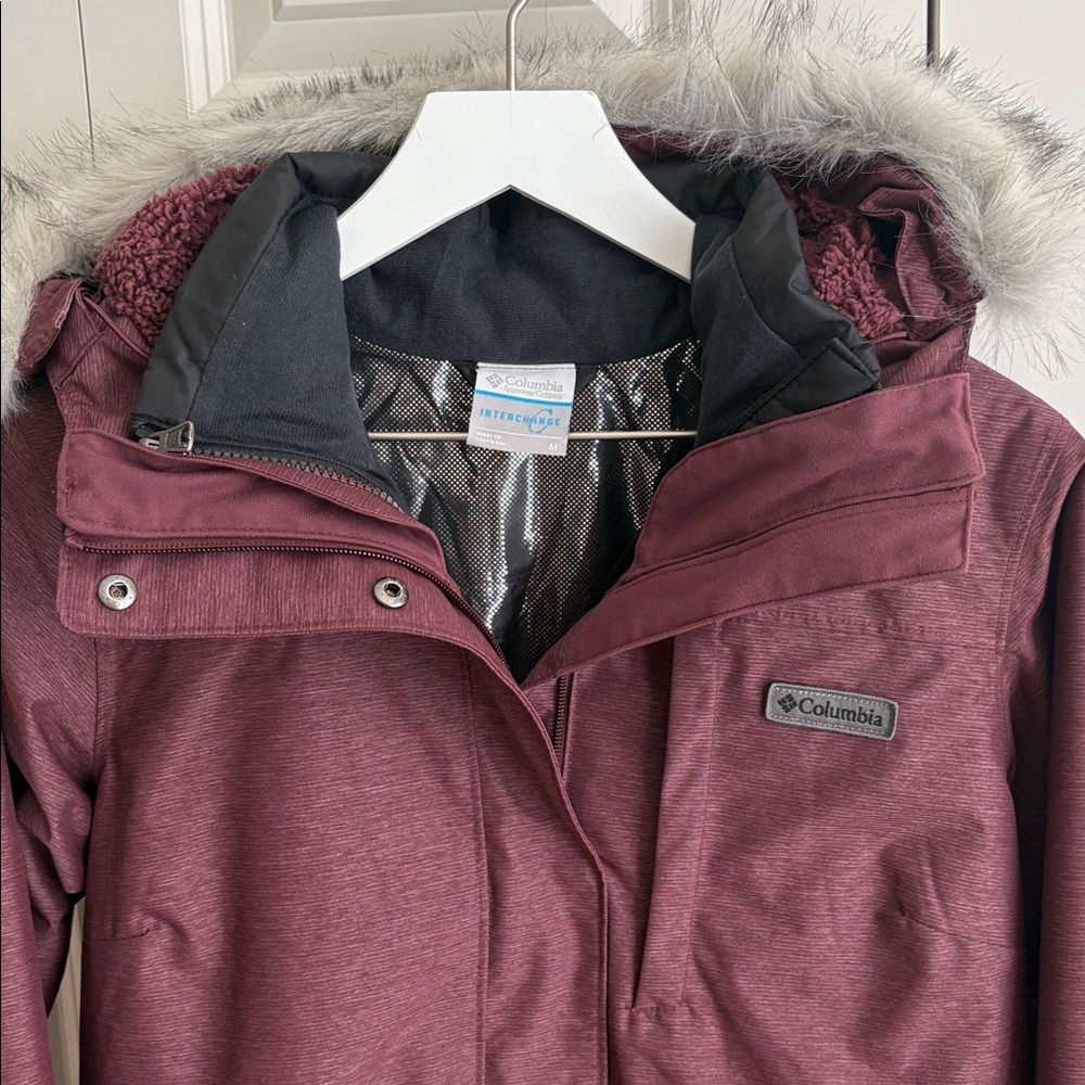 Columbia winter coat, Ladies M., Gently used, still like New!
